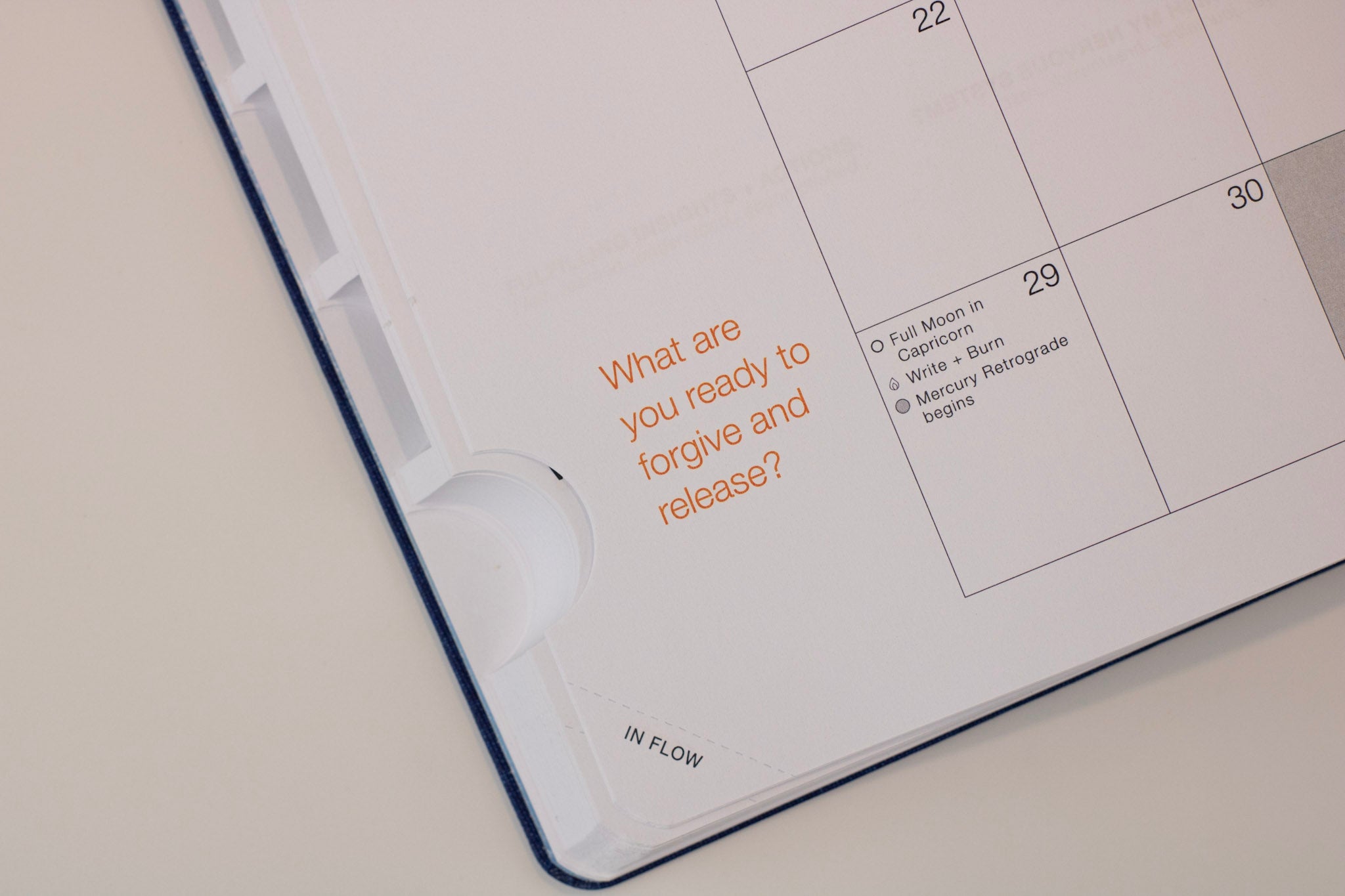 2026 CENTERED PLANNER — Daily Edition