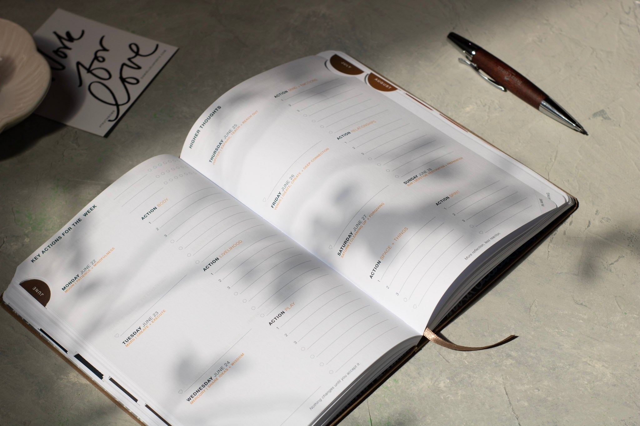 2026 CENTERED PLANNER — Daily Edition