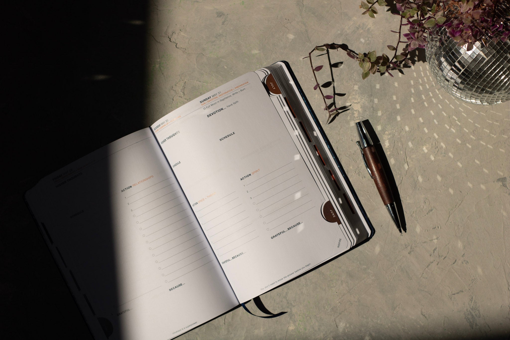 2026 CENTERED PLANNER — Daily Edition