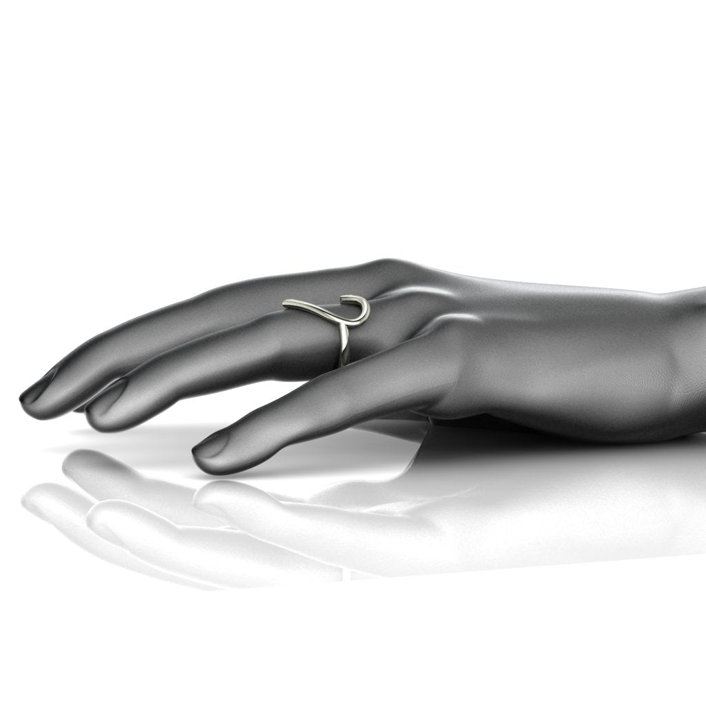 The Heart Centered Ring (silver)